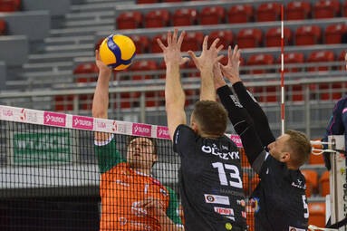 Środa z TAURON 1. Ligą: BBTS Bielsko-Biała - KKS Mickiewicz Kluczbork 3:2 