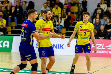 Świdnik wygrywa za trzy punkty i jest coraz bliżej podium tabeli [ZDJĘCIA]