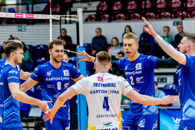 Po wygranej z MCKiS Jaworzno nowosolanie coraz bliżej gry w play off [ZDJĘCIA]