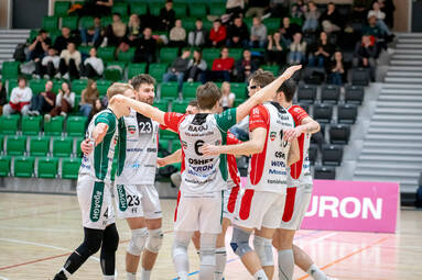 Środa z TAURON 1. Ligą: AZS AGH Kraków - REA BAS Białystok 2:3