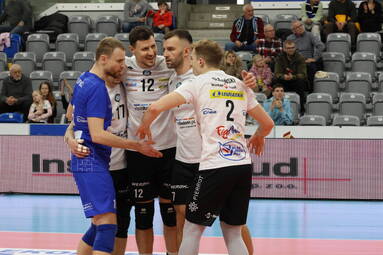 Sobota z PLS 1. Ligą: WKS Czarni Radom - MCKiS Jaworzno 3:0
