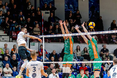 Sobota z PLS 1. Ligą: MCKiS Jaworzno - BBTS Bielsko-Biała 1:3