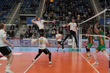 Wtorek z PLS 1. Ligą: WKS Czarni Radom - BBTS Bielsko-Biała 3:2