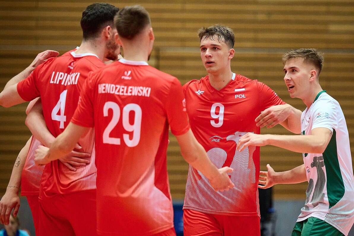 Polscy siatkarze wygrali po raz drugi na uniwersjadzie w Niemczech. O pierwsze miejsce w grupie powalczą z Kolumbią