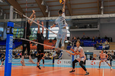 Środa z PLS 1. Ligą: Karton-Pak Astra Nowa Sól - Sparta Grodzisk Mazowiecki 2:3