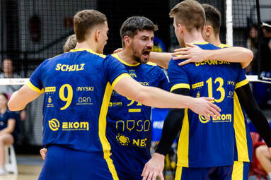 Stal Nysa zdominowała parkiet w Jaworznie [ZDJĘCIA]