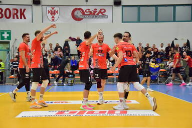 Gra KKS-u Mickiewicza Kluczbork szybko wróciła na właściwe tory.