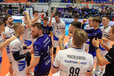 Długi pięciosetowy mecz w Nowej Soli zakończony wygraną gospodarzy [ZDJĘCIA]