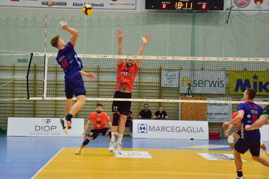 Sobota z PLS 1. Ligą: KKS Mickiewicz Kluczbork - Nowak-Mosty MKS Będzin 3:2