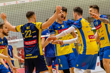 PZL LEONARDO Avia Świdnik odbiła się po serii przegranych meczów [ZDJĘCIA]