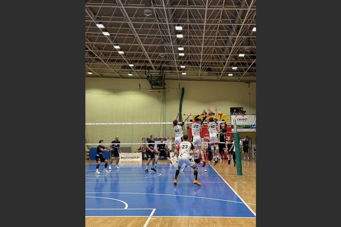 Pięć setów w Siedlcach. KPS wygrywa z MCKiS Jaworznem [ZDJĘCIA]