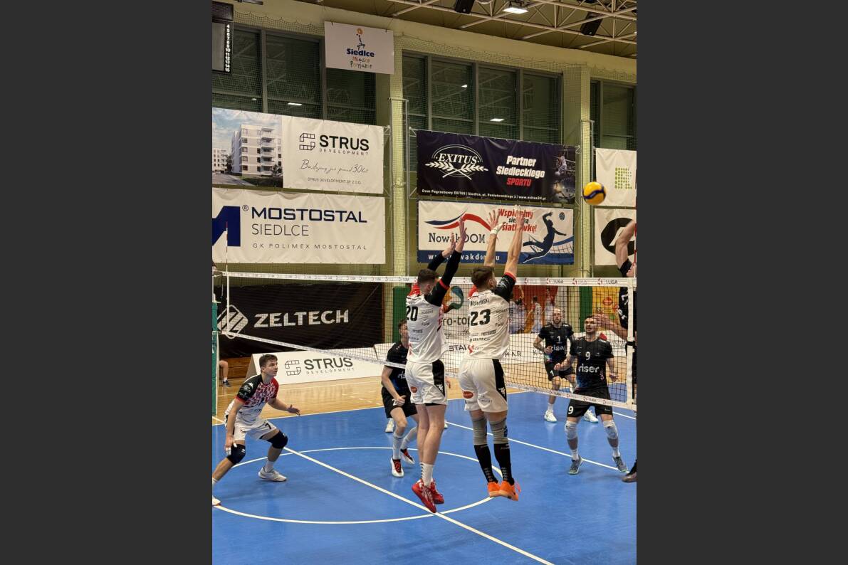 Pięć setów w Siedlcach. KPS wygrywa z MCKiS Jaworznem [ZDJĘCIA]