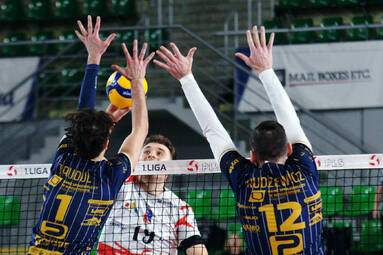 KS NECKO Augustów zdobywa trzy punkty po wygranej w Bydgoszczy [ZDJĘCIA]