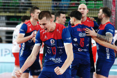 Siatkarze Nowak-Mosty MKS Będzin wracają z Bydgoszczy z trzema punktami [ZDJĘCIA]