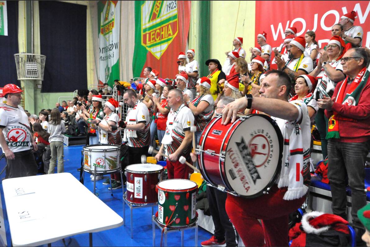 Lechia Tomaszów Mazowiecki wygrywa 3:0 u siebie ZDJĘCIA]