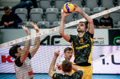 GKS Katowice pewnie wygrywa w Radomiu i utrzymuje się na szczycie tabeli [ZDJĘCIA]