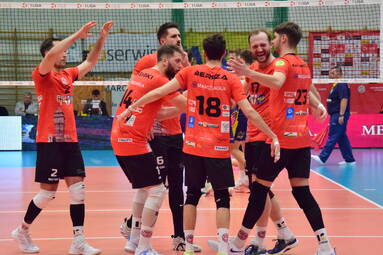 KKS MICKIEWICZ Kluczbork pokonuje Stal Nysę i wskakuje na 4. pozycje w tabeli [ZDJĘCIA]