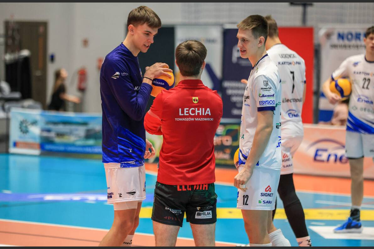 Lechia Tomaszów Mazowiecki wygrywa 3:0 w Nowej Soli [ZDJĘCIA]