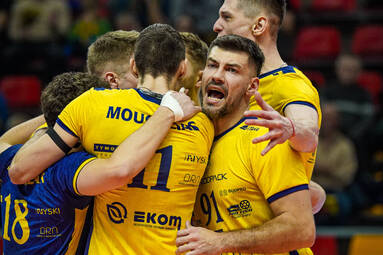 Stal Nysa wygrywa mecz z Jaworznem i wciąż pozostaje w grze o ścisłą czołówkę [ZDJĘCIA]