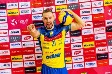 Dawid Sokołowski zostaje w PZL LEONARDO Avii Świdnik