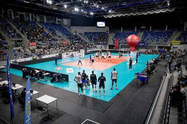 Czwartek z PLS 1. Ligą: PIERROT Czarni Radom - PZL LEONARDO Avia Świdnik 3:2