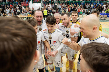 KS NECKO Augustów pokonało po tie-breaku MCKiS Jaworzno [ZDJĘCIA]