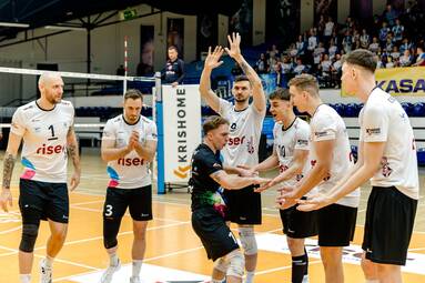 Sobota z PLS 1. Ligą: MCKiS Jaworzno - KKS Mickiewicz Kluczbork