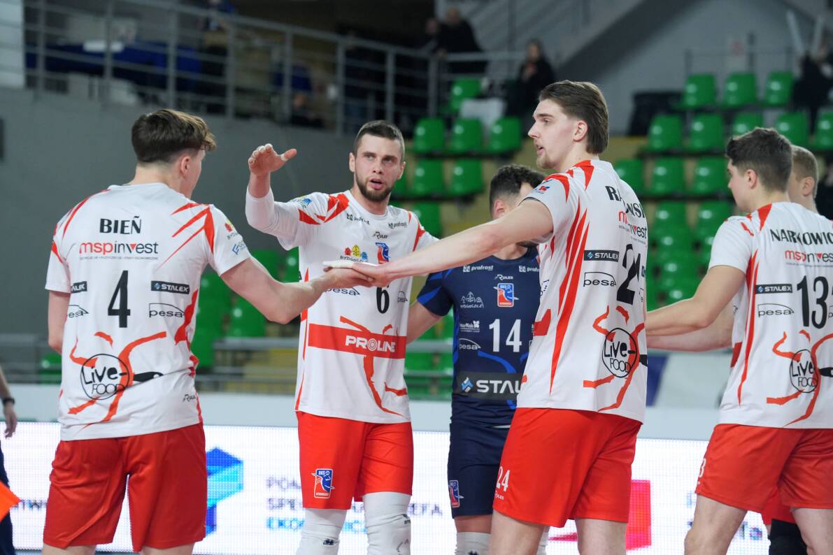 BKS Bydgoszcz w czterech setach poradziła sobie z przyjezdnymi z Tomaszowa Mazowieckiego [ZDJĘCIA]
