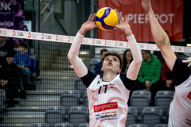 Sobota z PLS 1. Ligą: PIERROT Czarni Radom - MCKiS Jaworzno 3:0