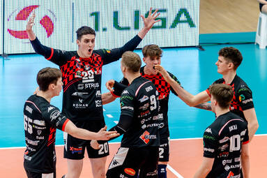 Siatkarze MCKiS Jaworzno ulegli gościom z  Siedlec [ZDJĘCIA]