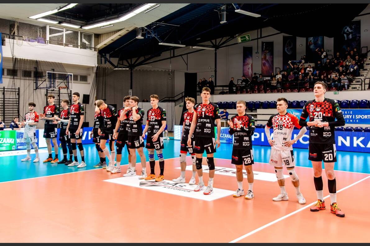 Siatkarze MCKiS Jaworzno ulegli gościom z  Siedlec [ZDJĘCIA]