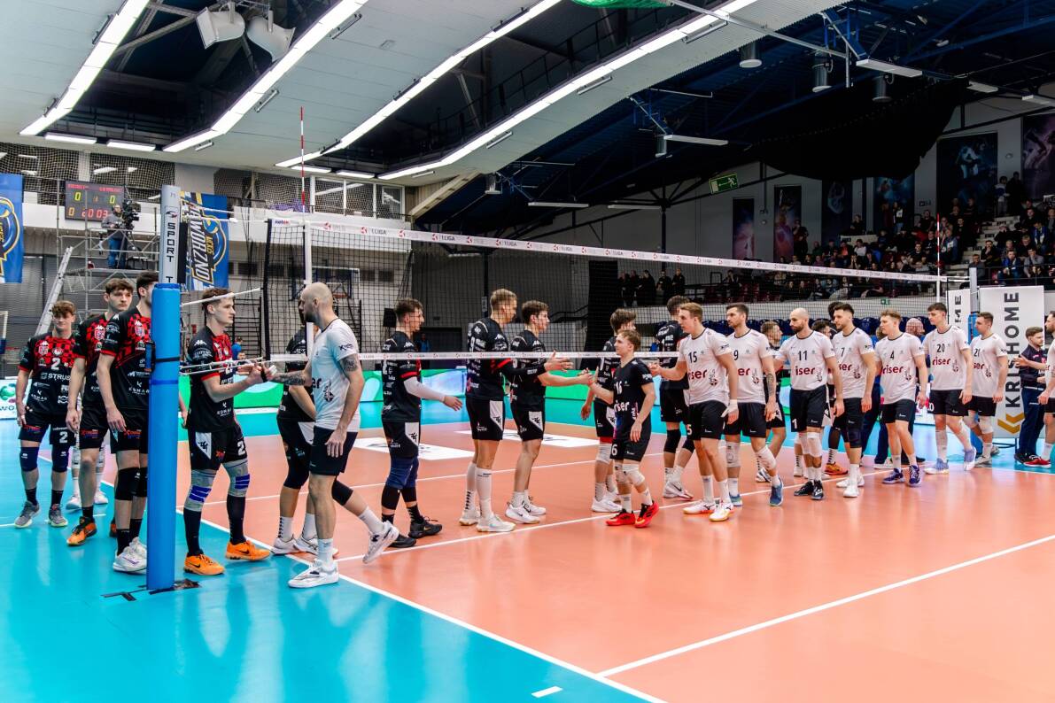 Siatkarze MCKiS Jaworzno ulegli gościom z  Siedlec [ZDJĘCIA]