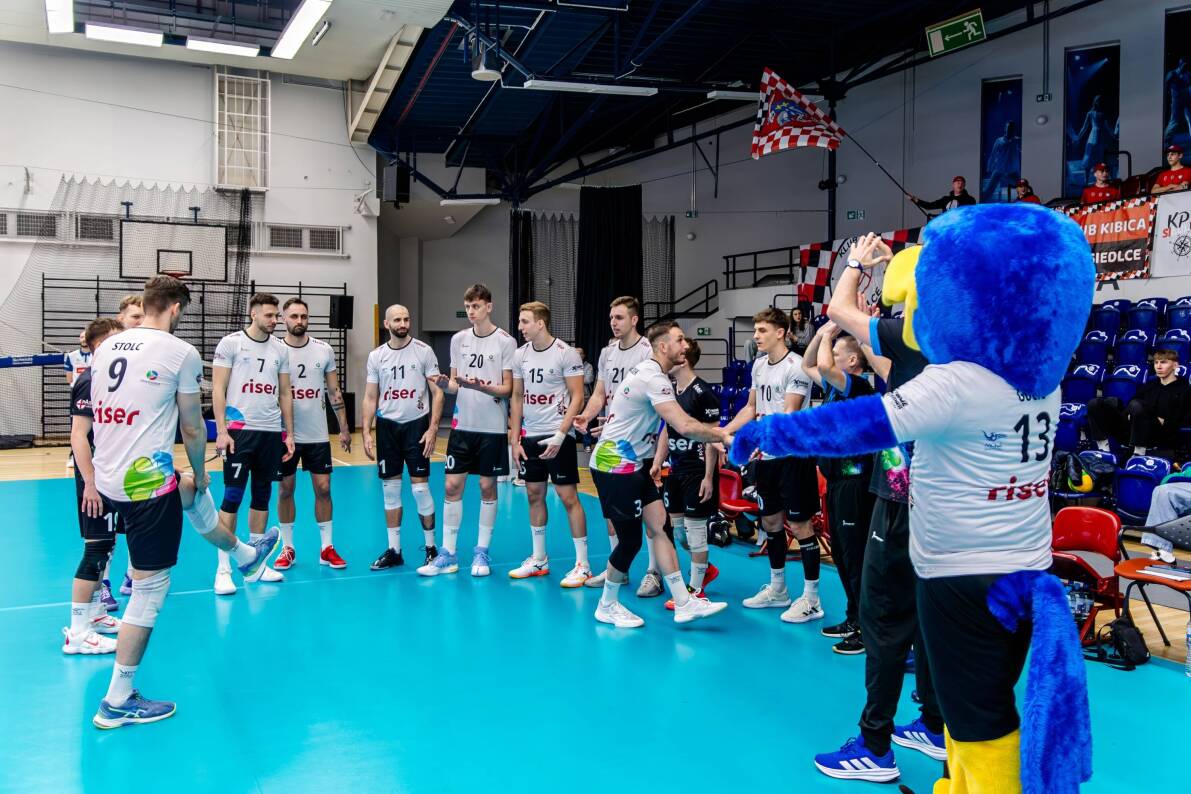 Siatkarze MCKiS Jaworzno ulegli gościom z  Siedlec [ZDJĘCIA]