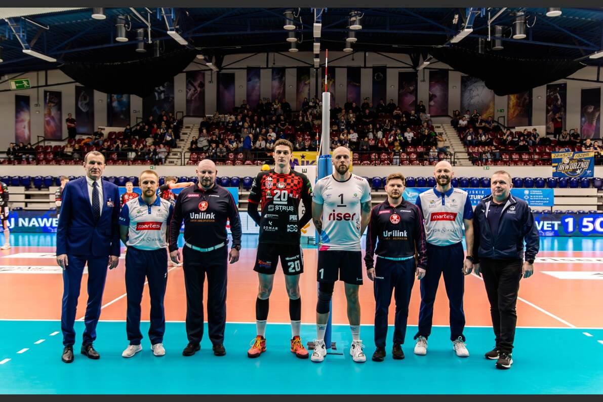 Siatkarze MCKiS Jaworzno ulegli gościom z  Siedlec [ZDJĘCIA]