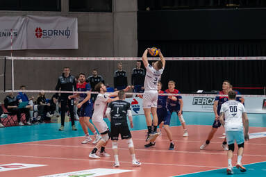 Sobota z PLS 1. Ligą: KS Sparta Grodzisk Mazowiecki - Nowak-Mosty MKS Będzin 0:3