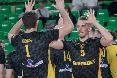 GKS Katowice po wygranym meczu w Bydgoszczy umacnia się w czołówce tabeli [ZDJĘCIA]