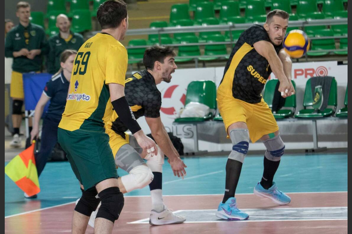 GKS Katowice po wygranym meczu w Bydgoszczy umacnia się w czołówce tabeli [ZDJĘCIA]