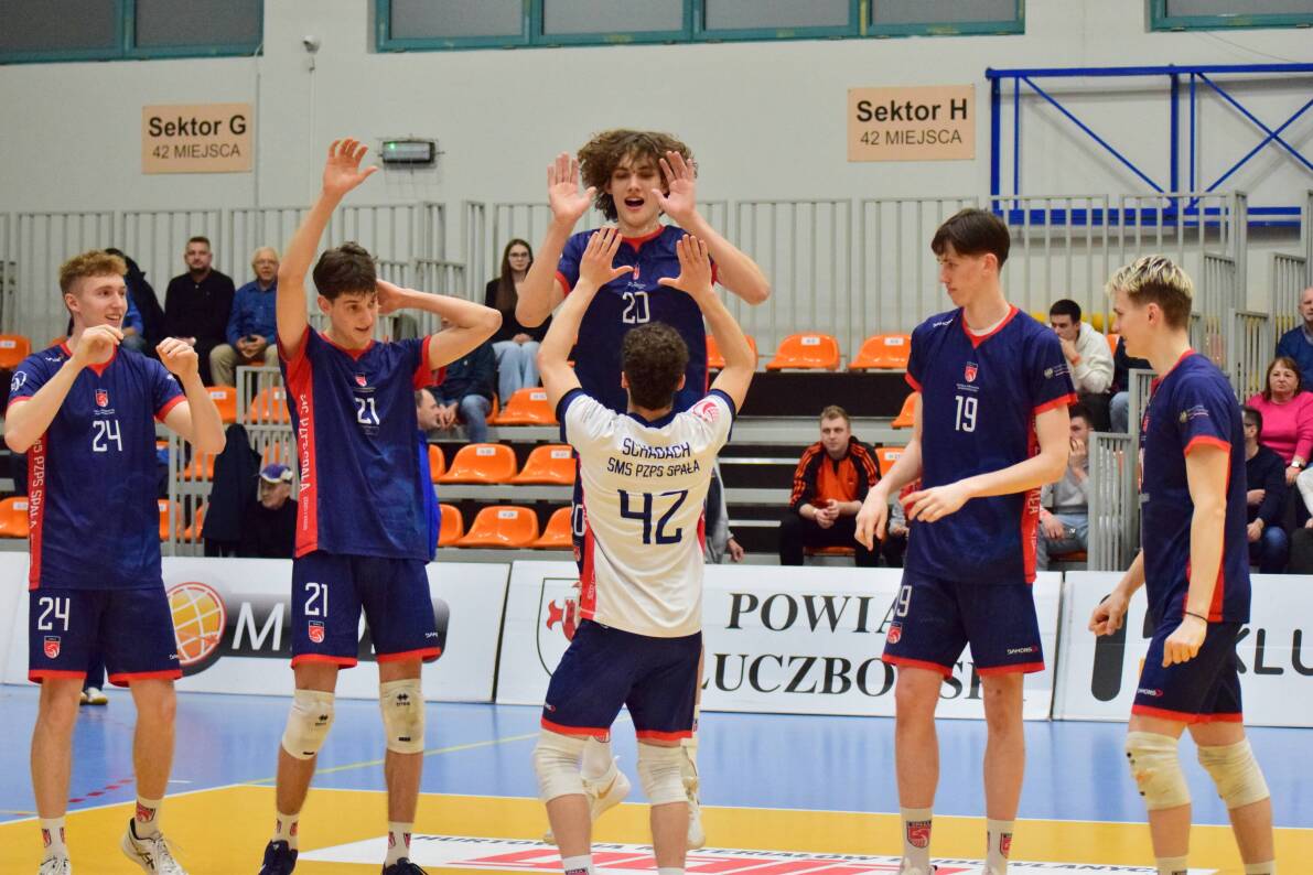KKS MICKIEWICZ Kluczbork nie dał się zaskoczyć gościom ze Spały [ZDJĘCIA]