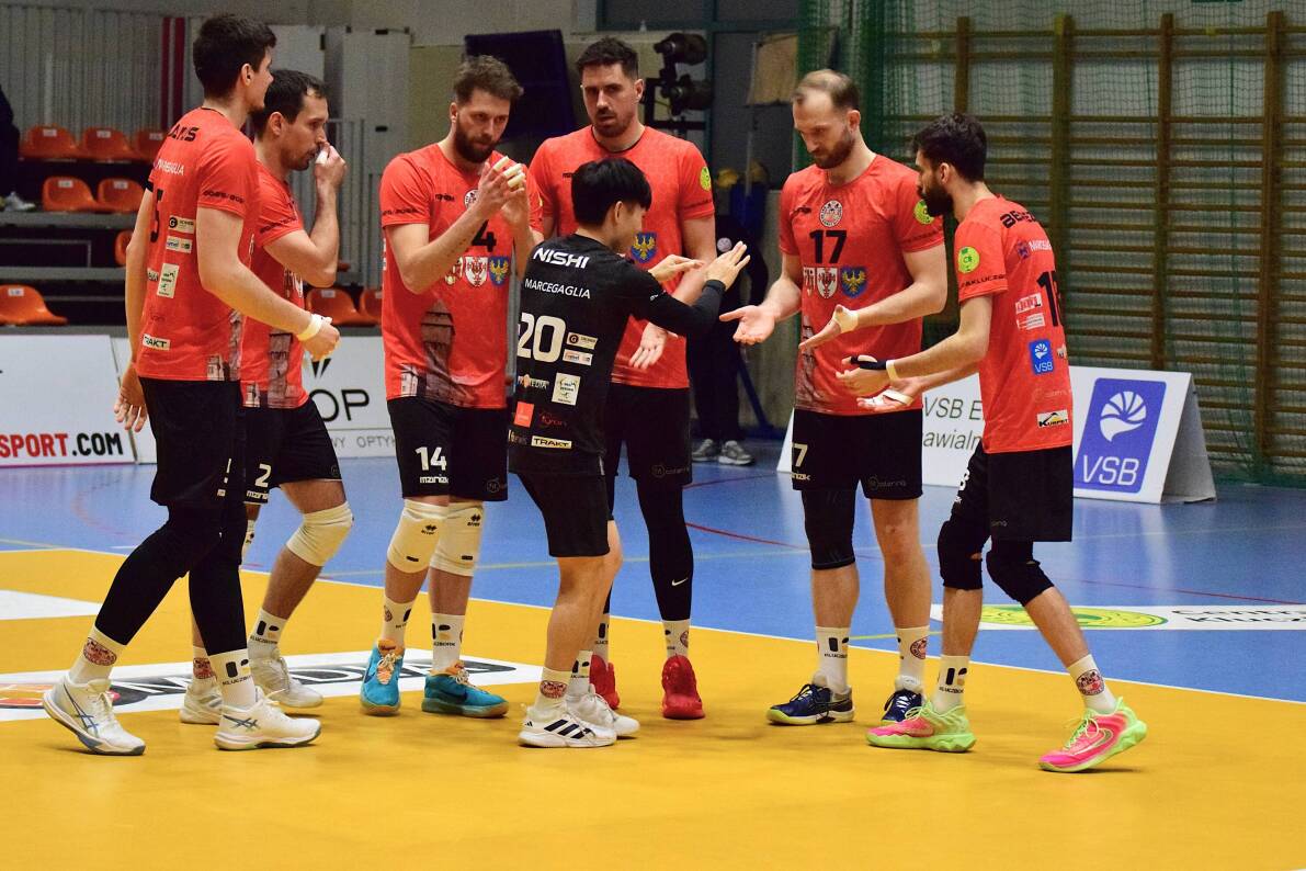 KKS MICKIEWICZ Kluczbork nie dał się zaskoczyć gościom ze Spały [ZDJĘCIA]