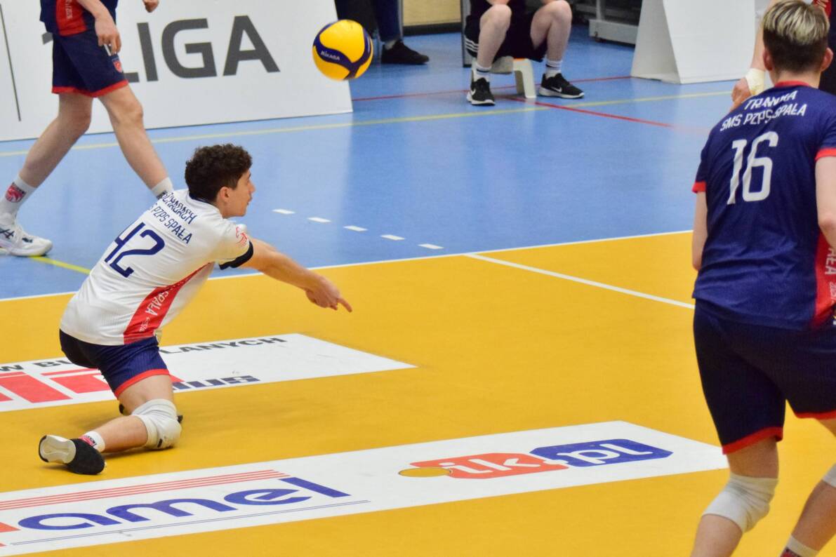 KKS MICKIEWICZ Kluczbork nie dał się zaskoczyć gościom ze Spały [ZDJĘCIA]