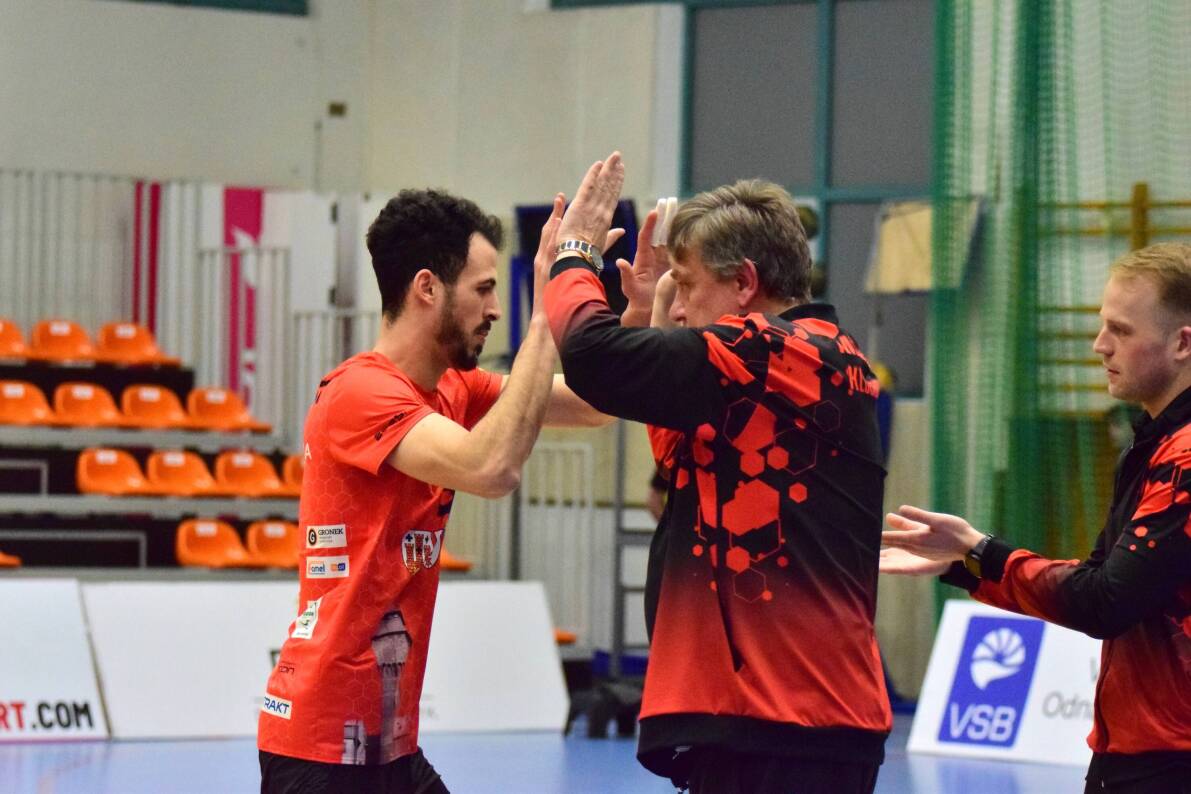 KKS MICKIEWICZ Kluczbork nie dał się zaskoczyć gościom ze Spały [ZDJĘCIA]