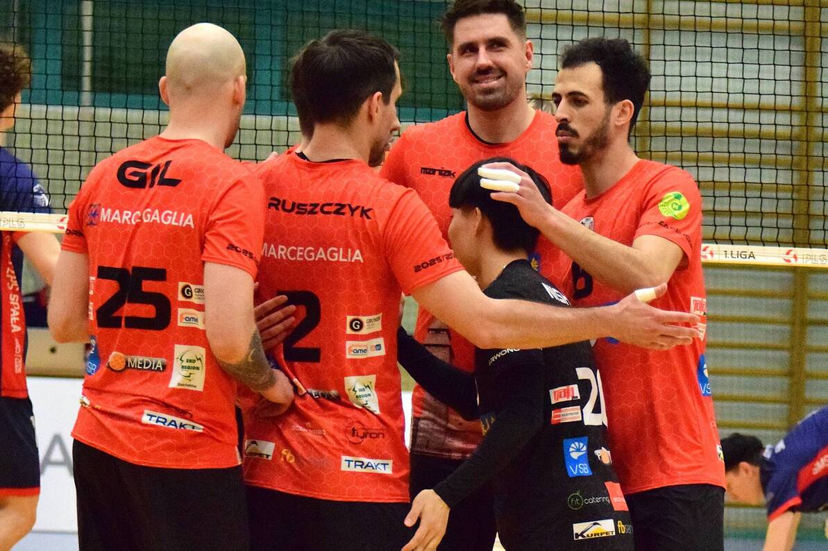 KKS MICKIEWICZ Kluczbork nie dał się zaskoczyć gościom ze Spały [ZDJĘCIA]