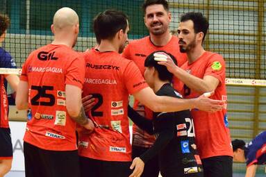 KKS MICKIEWICZ Kluczbork nie dał się zaskoczyć gościom ze Spały [ZDJĘCIA]