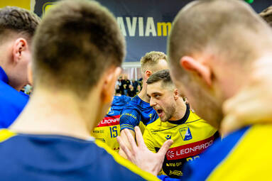 PZL LEONARDO Avia Świdnik wygrywa  przed własną publicznością [ZDJĘCIA]