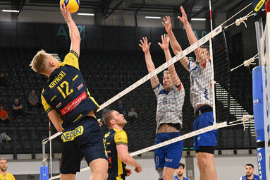 Czwartek z PLS 1. Ligą: Nowak-Mosty MKS Będzin - PZL LEONARDO Avia Świdnik 0:3