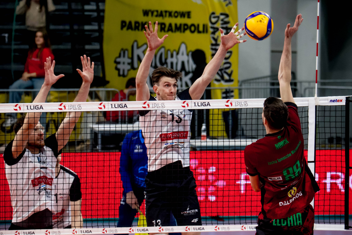 Wygrana PIERROT Czarnych Radom z Lechią Tomaszów Mazowiecki pozwoliła gospodarzom uzyskać bezpieczną 10. pozycję [ZDJĘCIA]