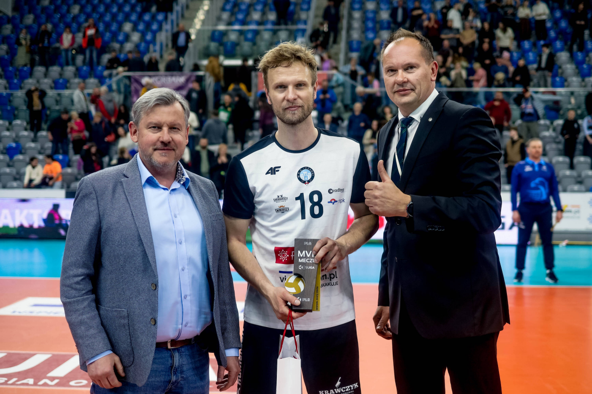 Wygrana PIERROT Czarnych Radom z Lechią Tomaszów Mazowiecki pozwoliła gospodarzom uzyskać bezpieczną 10. pozycję [ZDJĘCIA]