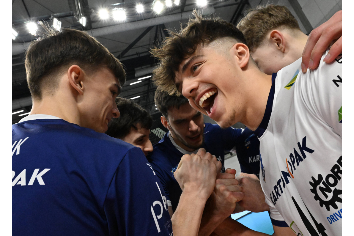 Kibice w Będzinie zadowoleni, ich ulubieńcy pokonali 3:0 Karton-Pak Astrę Nowa Sól [ZDJĘCIA]