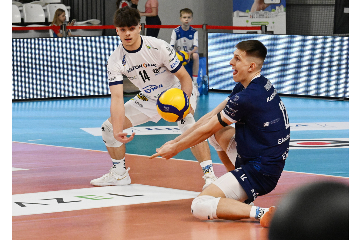 Kibice w Będzinie zadowoleni, ich ulubieńcy pokonali 3:0 Karton-Pak Astrę Nowa Sól [ZDJĘCIA]