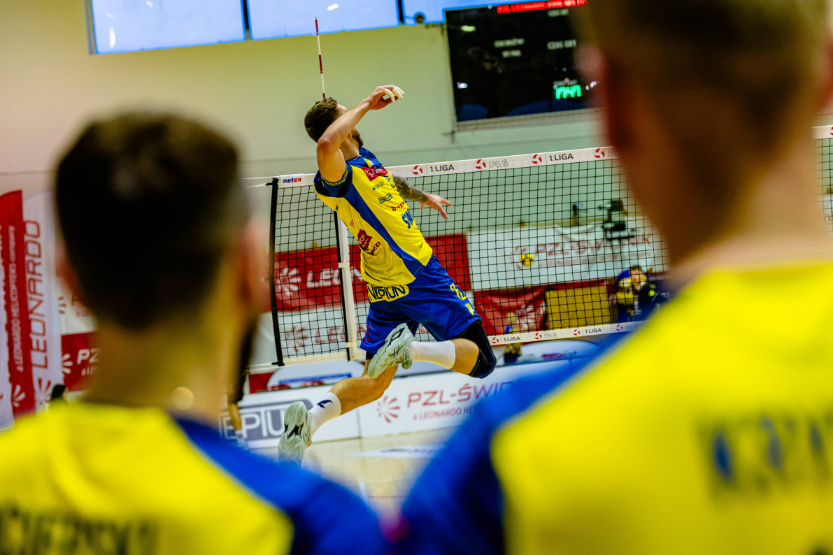 PZL LEONARDO Avia Świdnik przegrywa u siebie z gośćmi z Kluczborka, po pięciu setach [ZDJĘCIA]